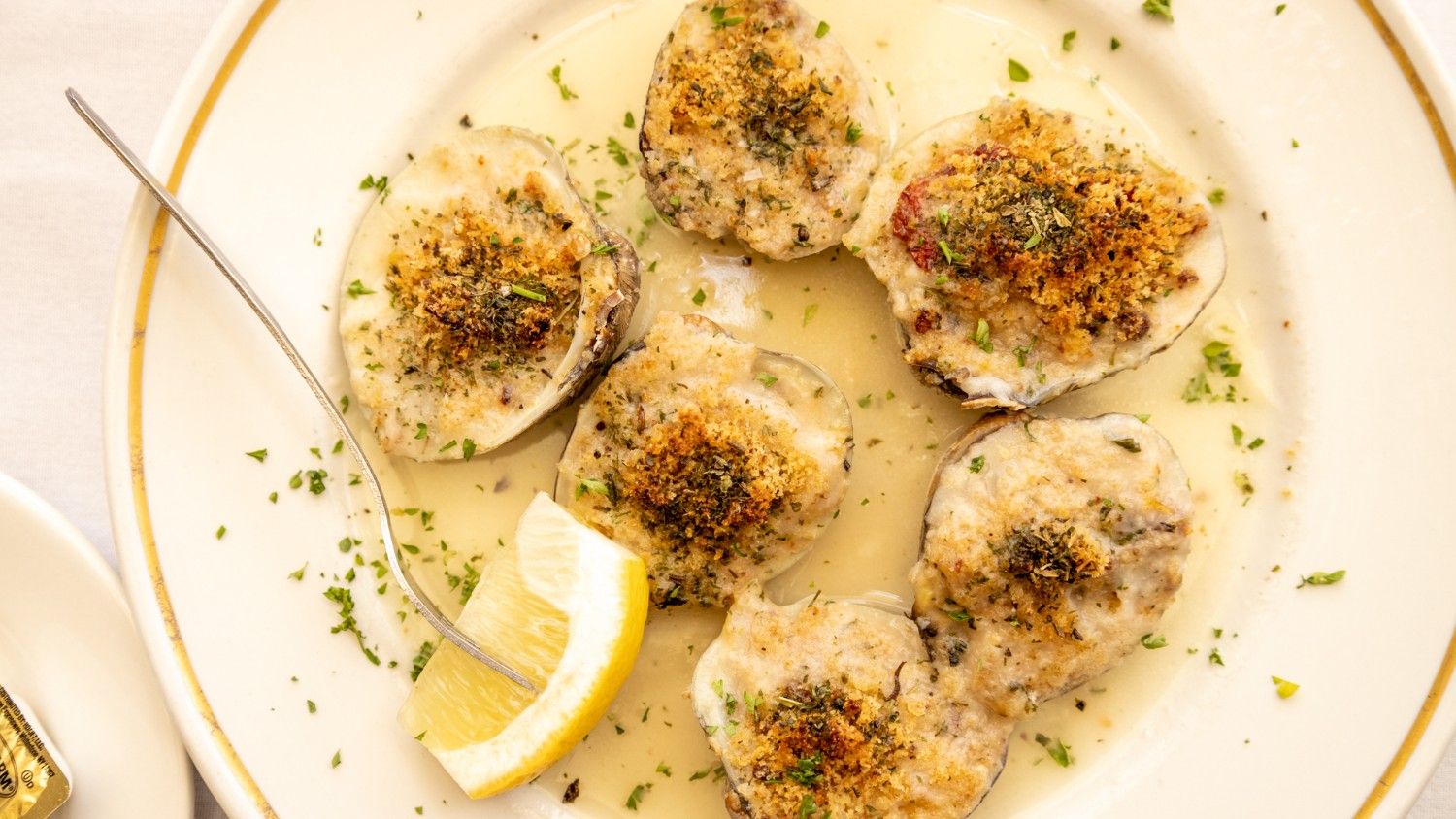 SergiosMissioneMercerSt Fried Clams Oregavata 2